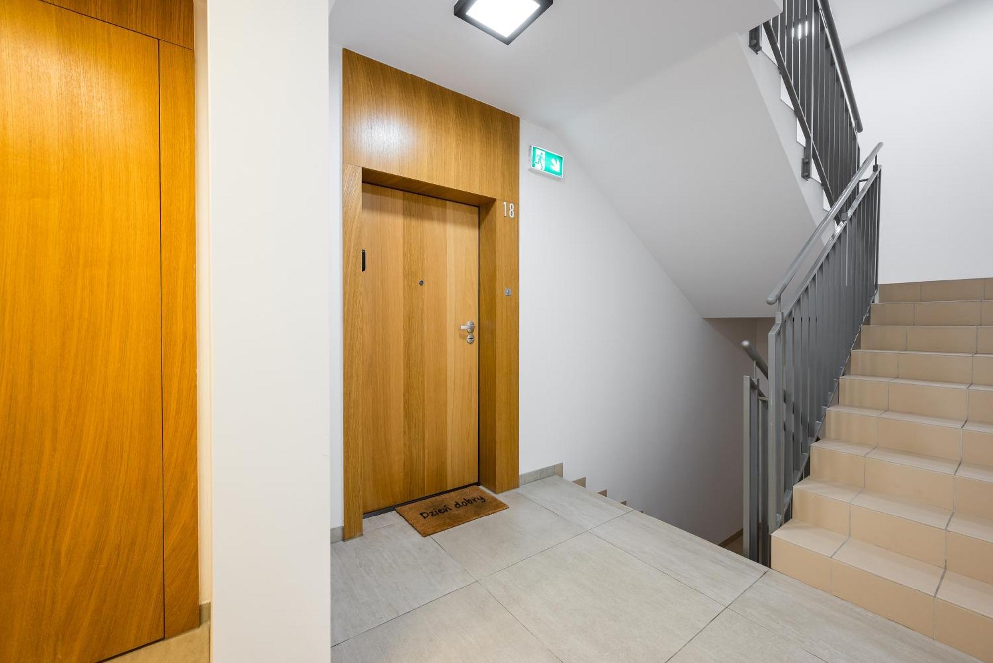 Rondo Wiatraczna Deluxe Apartment Warsaw Exterior photo